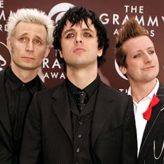 New Video of Green Day Back In Studio Released