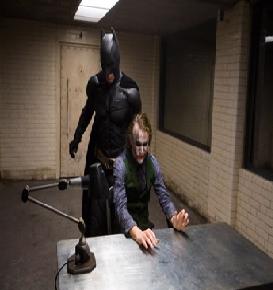 'The Dark Knight' Takes Lead in Box Office