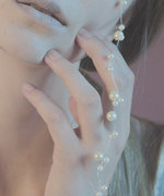 Splitting Pearls