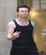 The Shattered Life Of Mike Dirnt